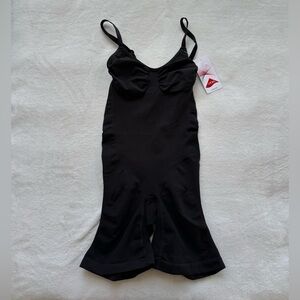 NWT LYCRA Women's Compression Body Shapewear Black Size L/XL